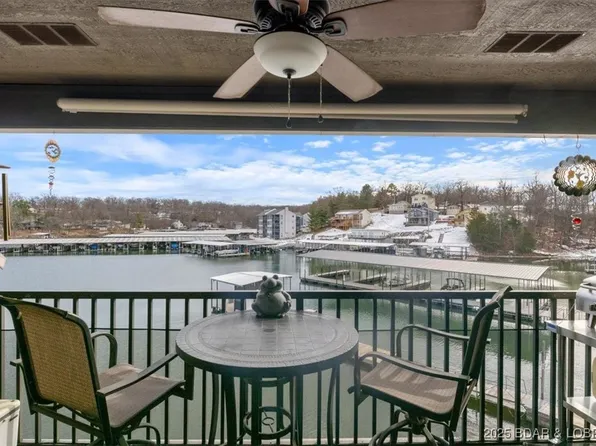 1522 Harbor Point #E-304, Osage Beach, MO 65065
