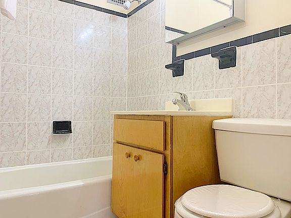 2nd image of 8753 167th St #2