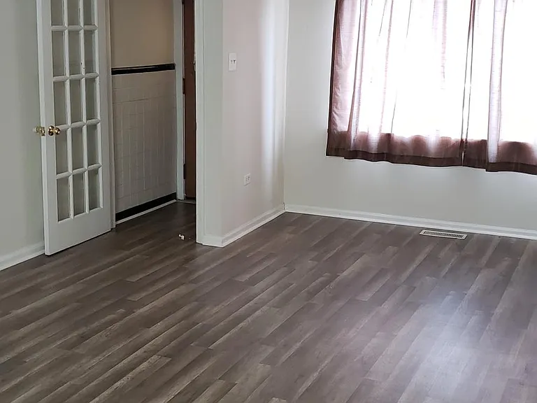 3189 Almond St — Photo 11