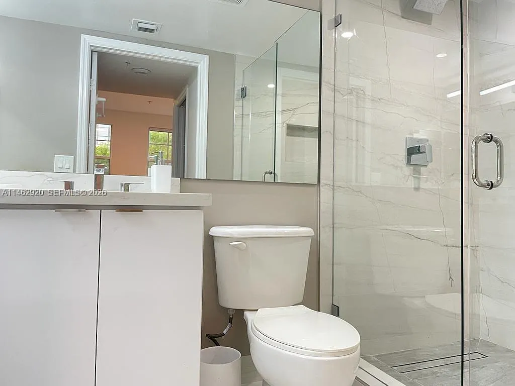 3 bed, 1500 sqft, $4,800 — Photo 2