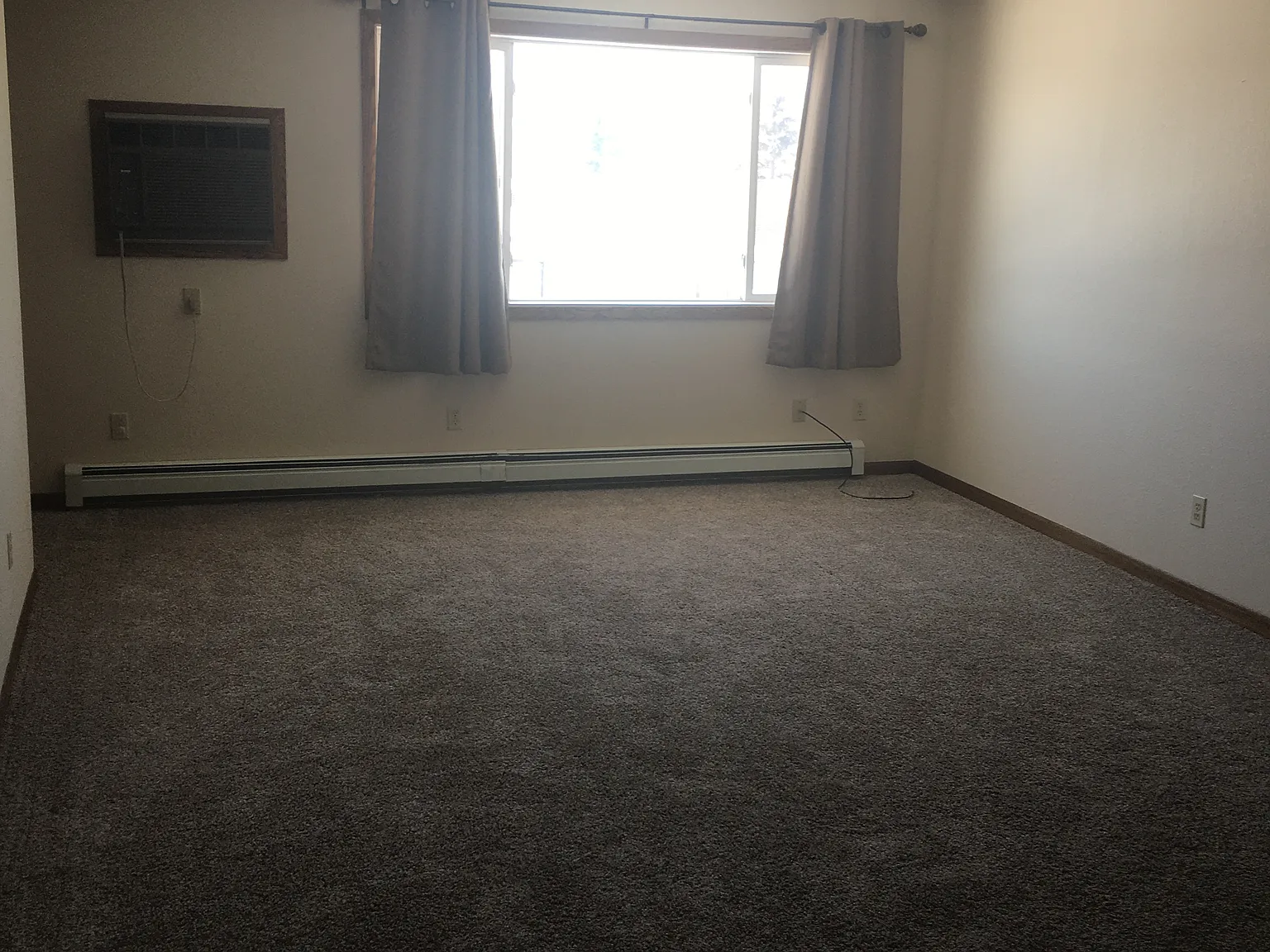 Kaeding Apartments - 337 — Photo 1