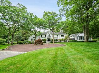 810 Old Post Rd, Bedford, NY 10506