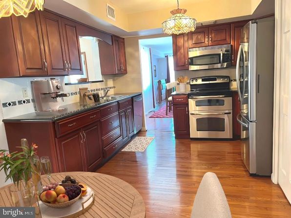 6 Stephen Dr, Glen Mills, PA 19342