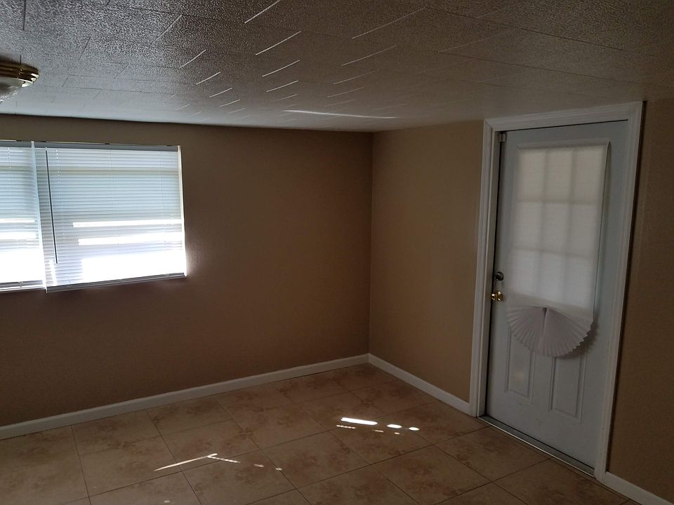1st image of 5720 65th Ave N