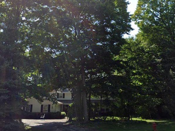 585 Meadow Ct #595