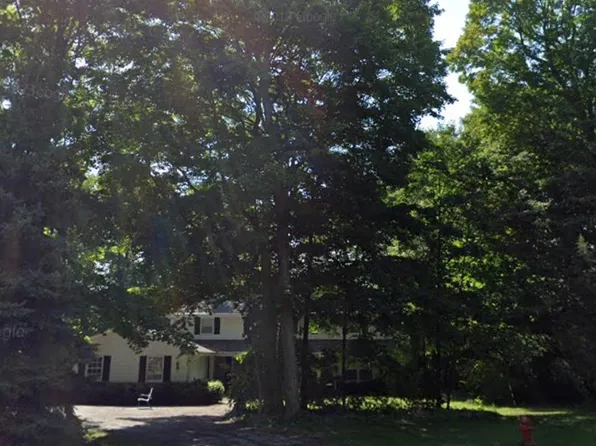 585 Meadow Ct #595, Brookfield, WI 53045