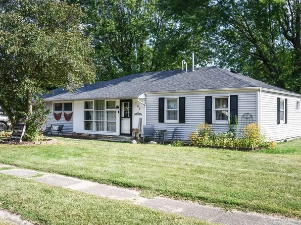 103 Shamrock St, Walkerton, IN 46574