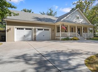 29375 Kings Blf, Chisago City, MN 55013