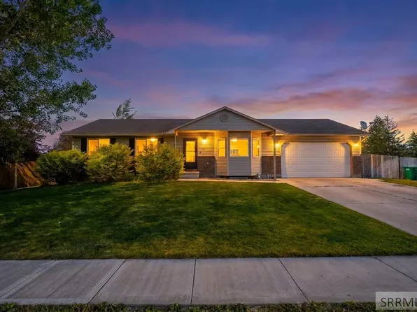 4465 E Cochise Dr, Idaho Falls, ID 83406