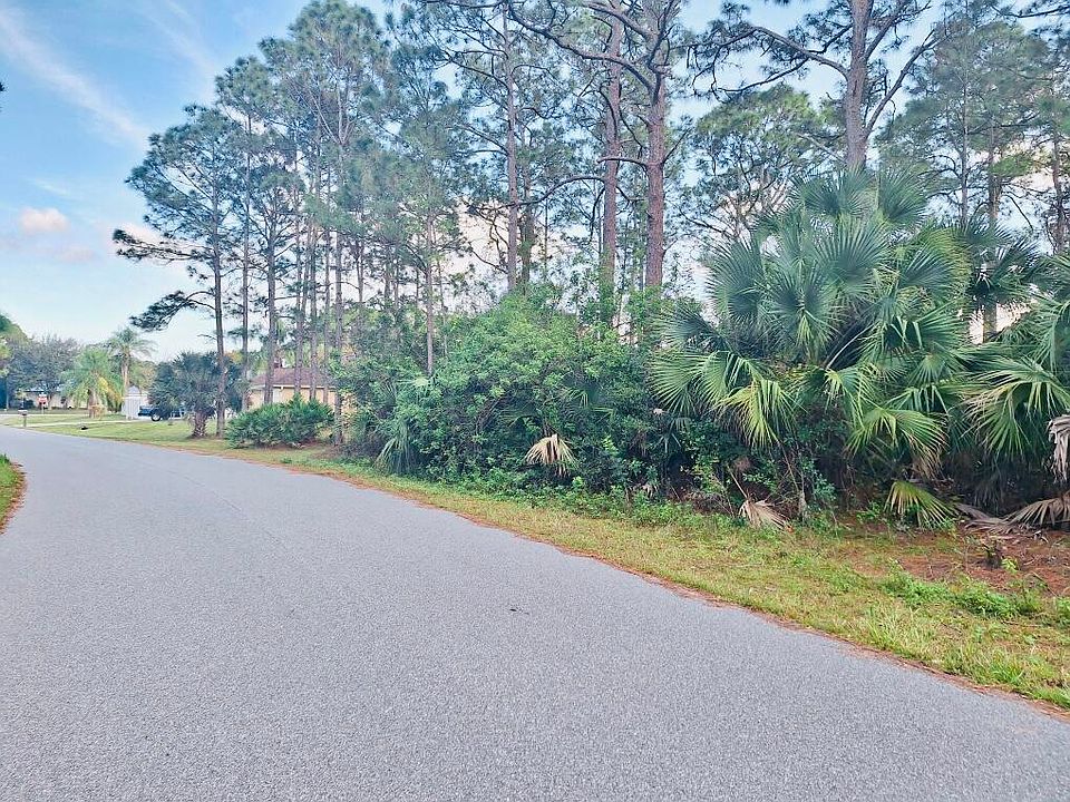 2nd image of 1720 Hydrangea Rd NW