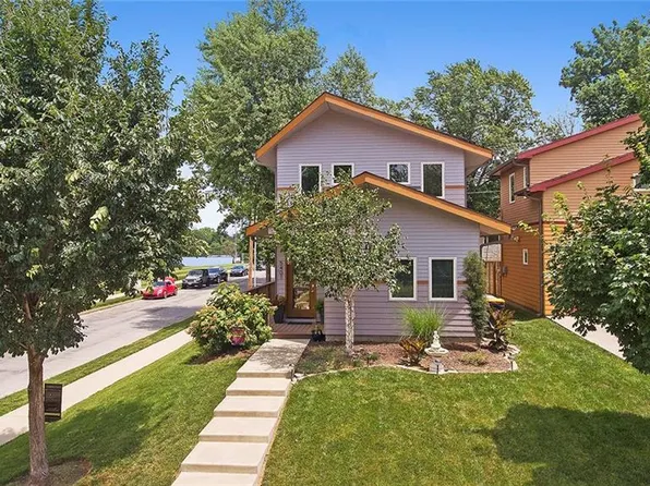 5401 Tracy Ave, Kansas City, MO 64110