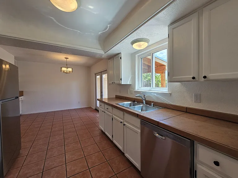 2582 Camino San Patricio — Photo 4
