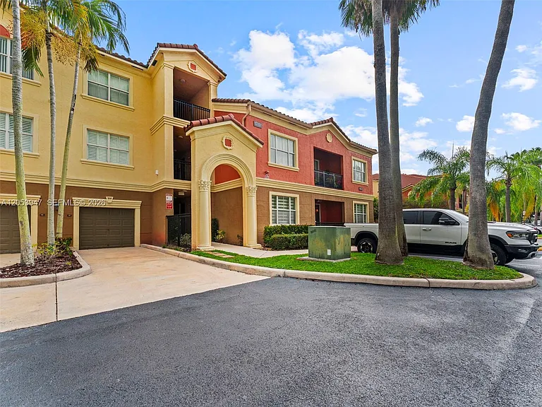 4402 SW 160th Ave #911 — Photo 36