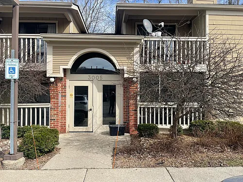 3005 Fernwood Ave #103 Photo 1