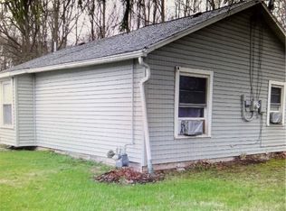 214 Windham Rd, Newton Falls, OH 44444