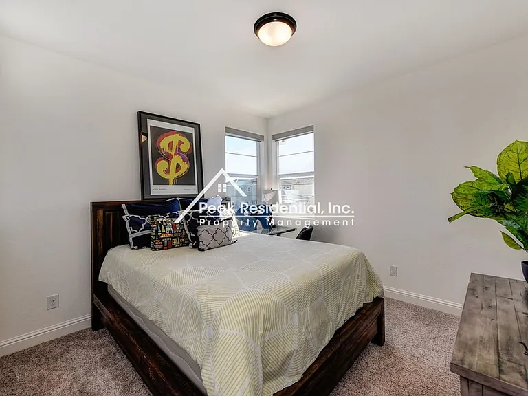 12753 Glass Beach Dr — Photo 40
