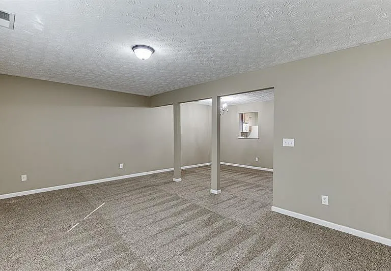 2883 Creek Bottom Ct — Photo 16