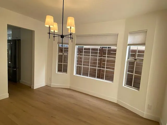 Dining room.