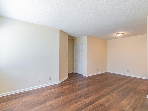 4th image of 220 E University Blvd #Rhdnnmbjf