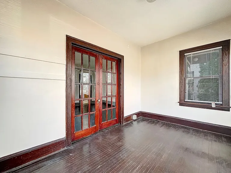 3101 Dupont Ave S — Photo 6
