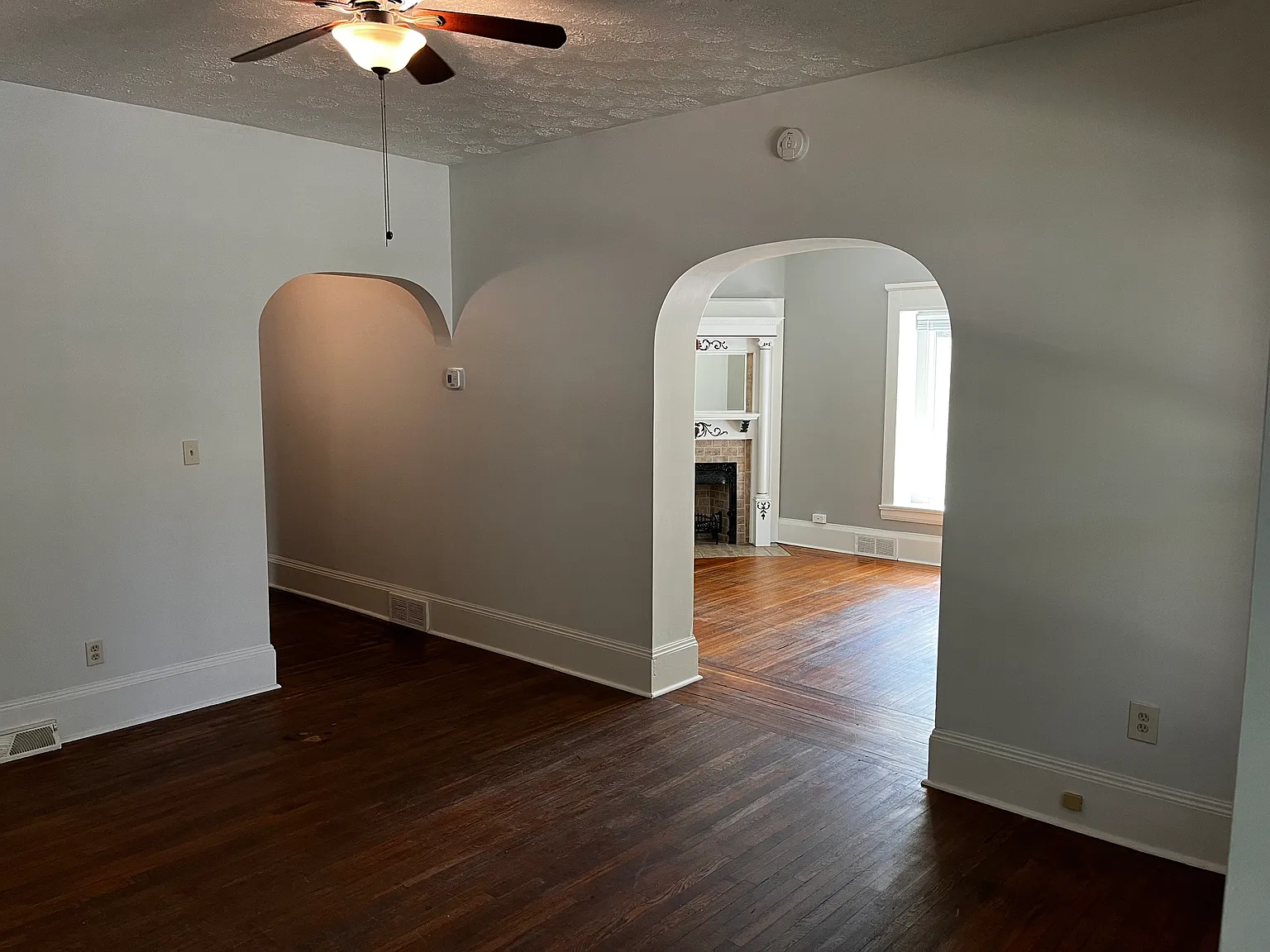 2 bed, 1300 sqft, $1,350 — Photo 2