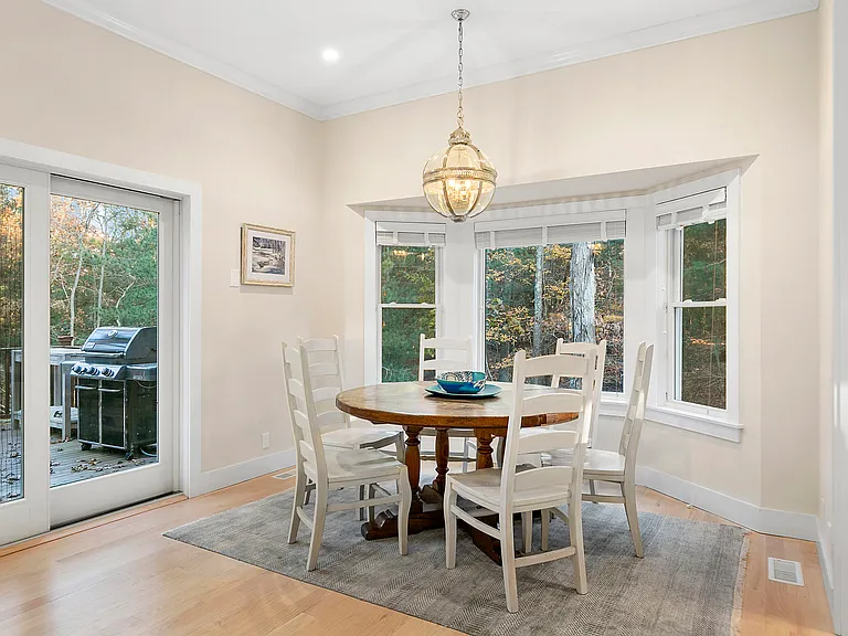 20 Saddle Ln — Photo 4