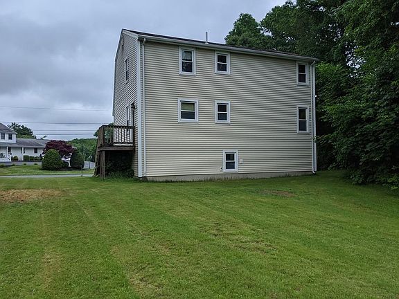 4th image of 27 Pearson Dr