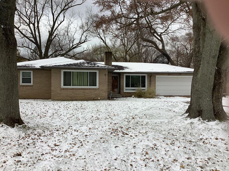 1st image of 479 Hoover Ave