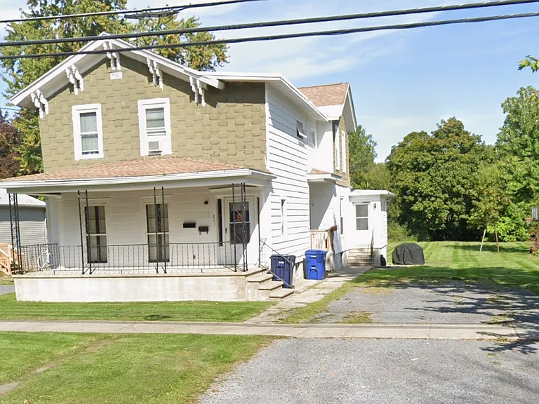 W Bayard St — Photo 2