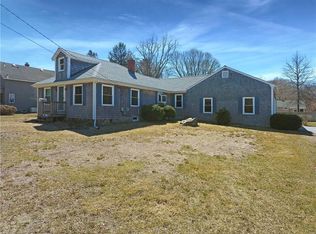 229 Pond St, South Kingstown, RI 02879