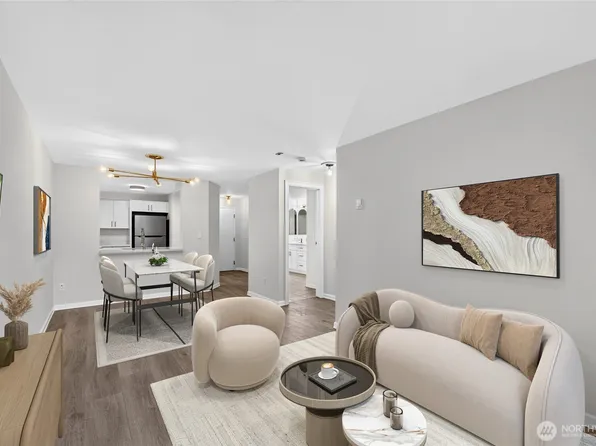 1300 W Boston Street #13, Seattle, WA 98119