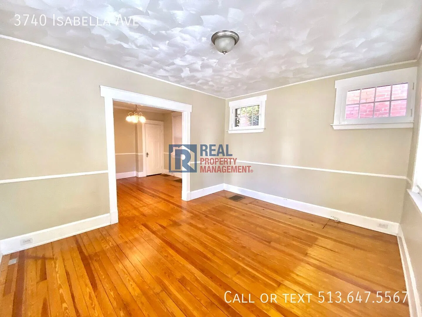 Amazing Oakley Location - With Parking! — Photo 3