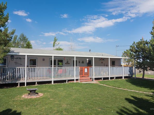 4251 1/2 N 1400 E, Buhl, ID 83316