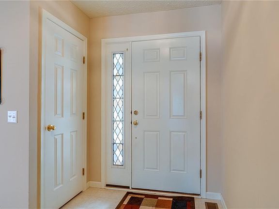 4th image of 5116 Autumnwood Ln