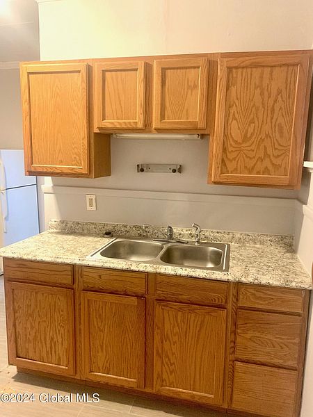 2nd image of 511 Chestnut Street