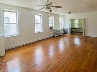 30-43 36th St #2F, Astoria, NY 11103
