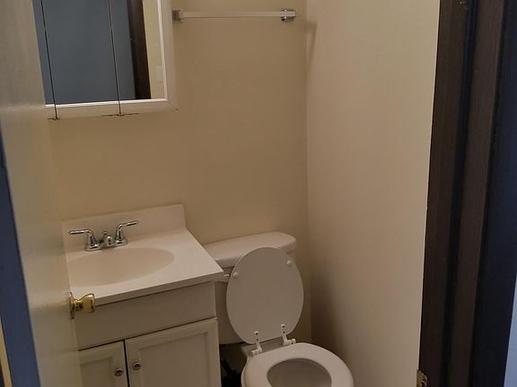 3rd image of 7721 S Coles Ave APT C