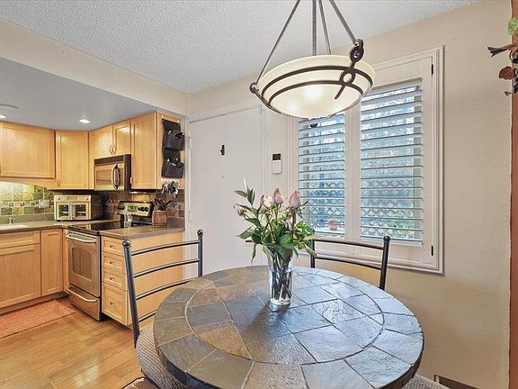 5th image of 1823 W Northridge Ct APT 8