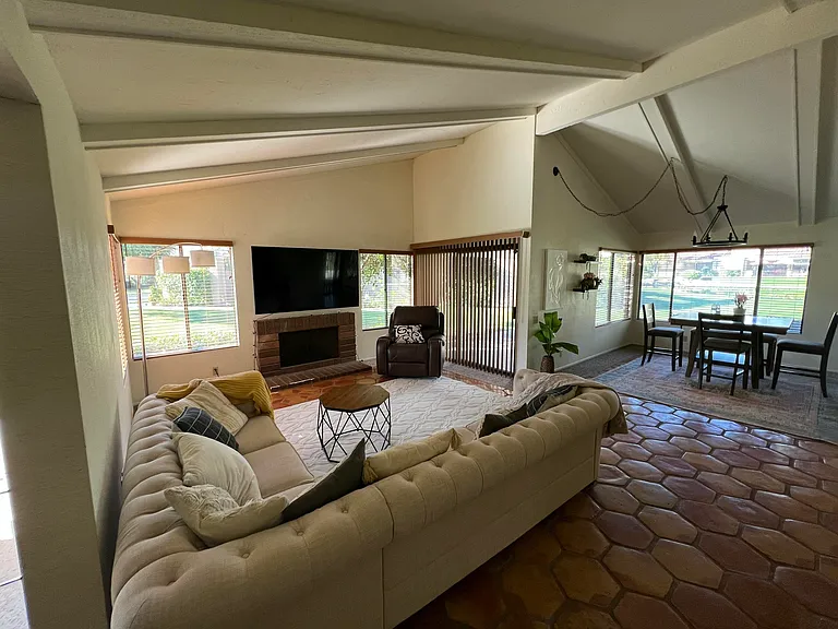 30 Tennis Club Dr — Photo 6