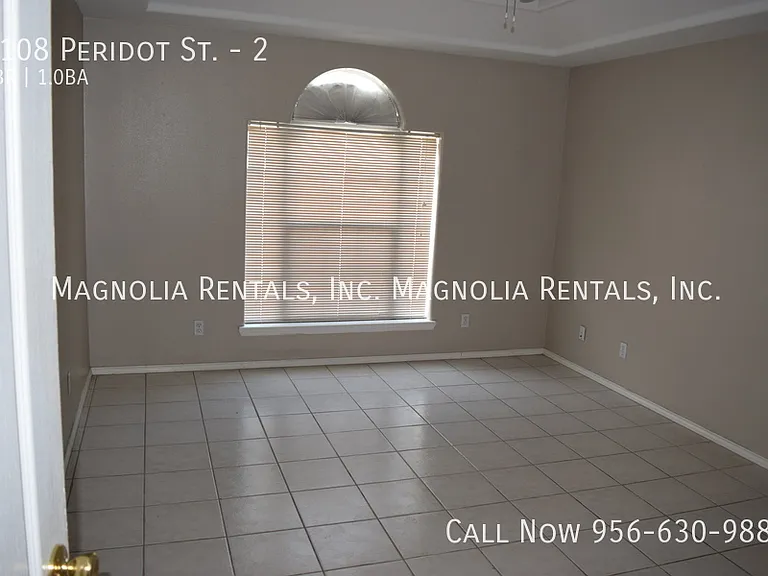2108 Peridot St #2 — Photo 14