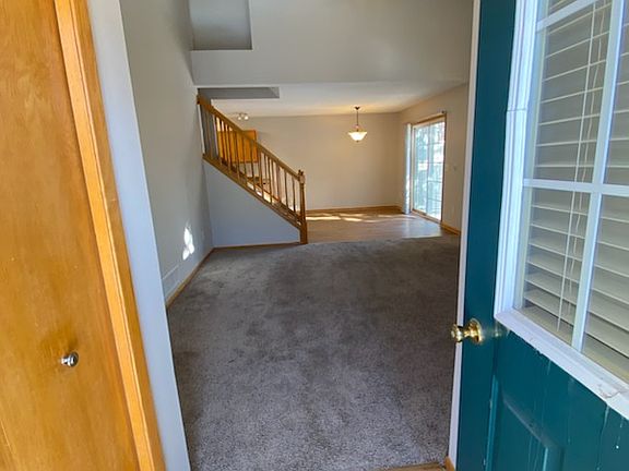 4th image of 15321 Greenhaven Ln
