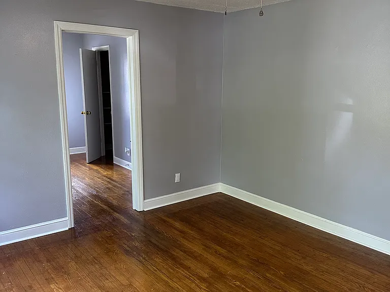 2521 Chatham St NW — Photo 3