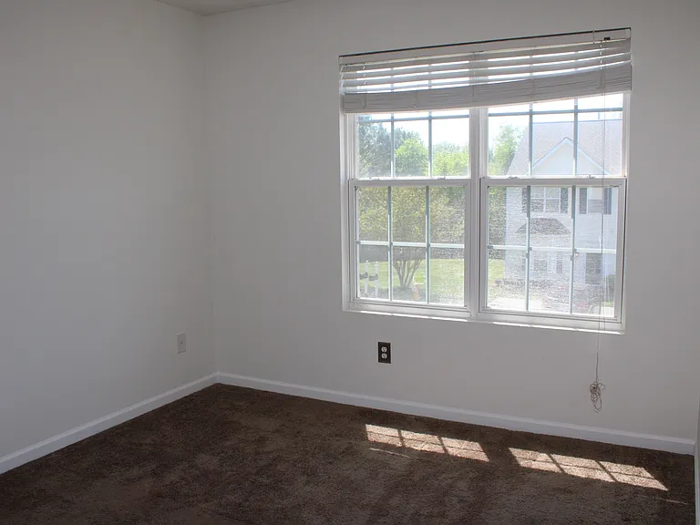2802 Gross Ave — Photo 18