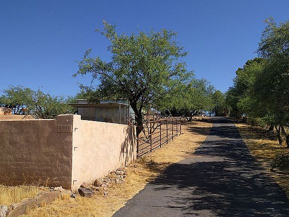 Driveway from street