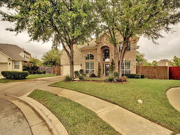 2nd image of 2800 Stonecreek Pl