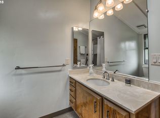 7545 SE Woodward St, Portland, OR 97206