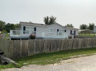108 Mobile Manor Dr, Troy, MO 63379