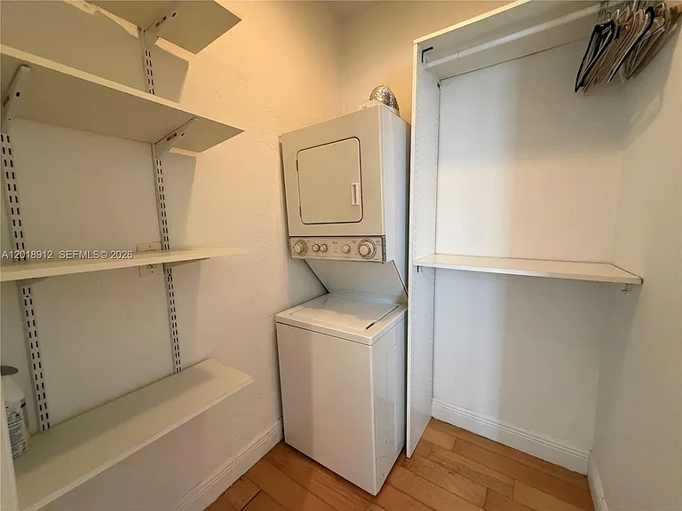 760 Jefferson Ave #5 — Photo 7