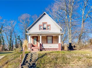 2217 Maple Ave NE, Canton, OH 44714