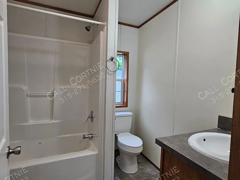 46 Pine Cir — Photo 2